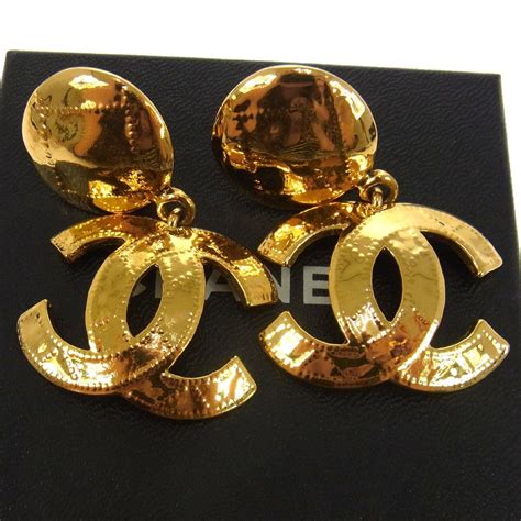 chanel clip on earrings hurt|Chanel clip on earrings vintage.